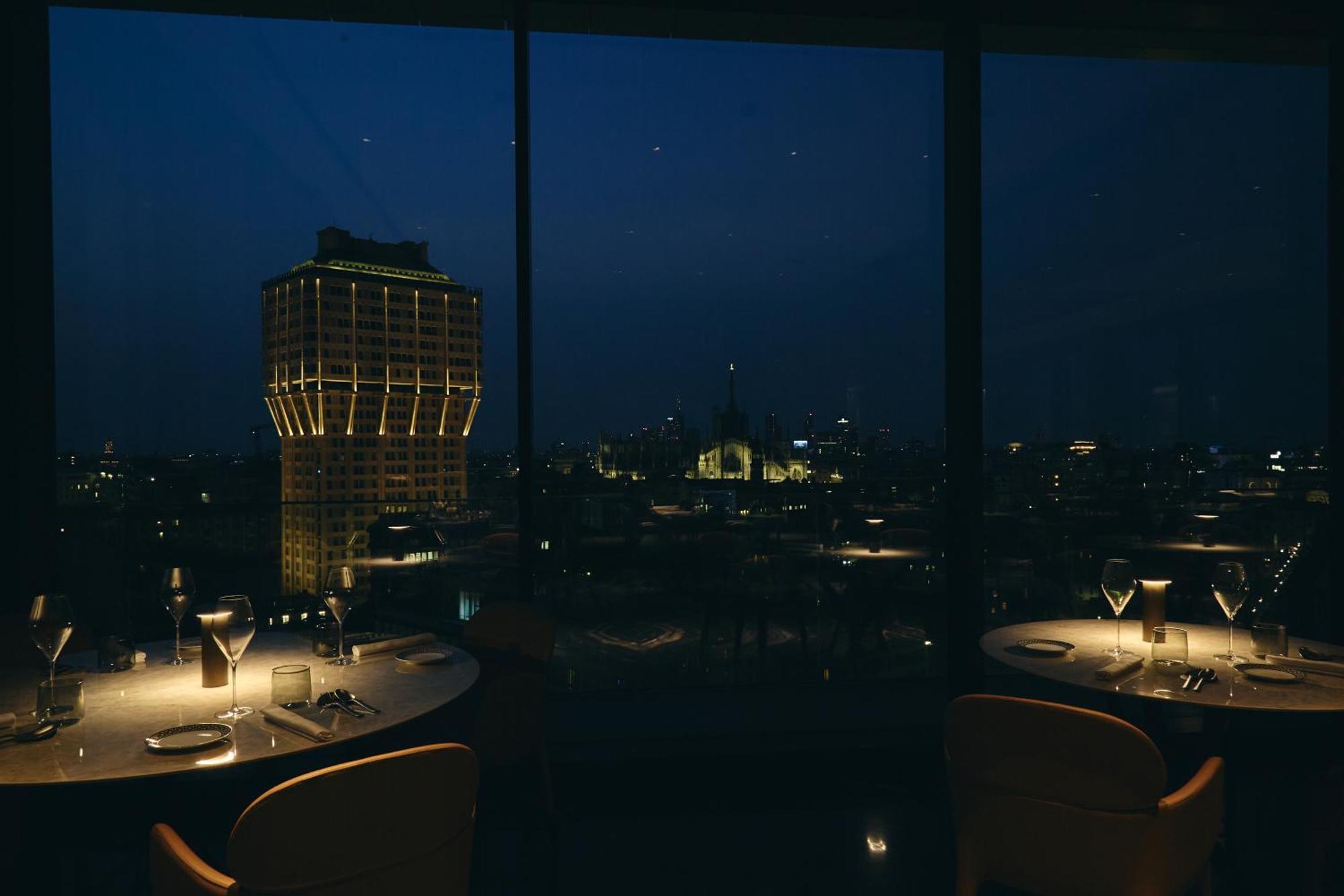 Uptown Palace Hotel 4*